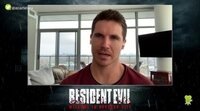 Robbie Amell: "'Resident Evil: Welcome to Raccoon City' feels like a '90s horror movie"