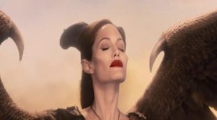 Clip "In The Clouds" 'Maleficent'