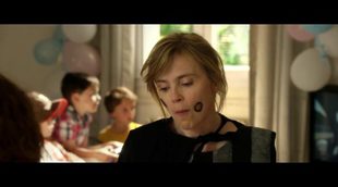 Trailer subtitled 'Les chaises musicales'