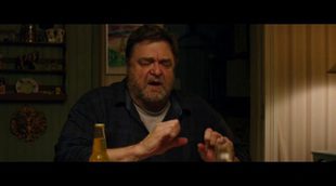 '10 Cloverfield Lane' Official Trailer