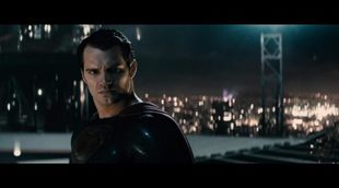 'Batman v Superman: Dawn of Justice' Clip #7