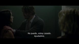 'Knock knock' Trailer with Spanish subtitles